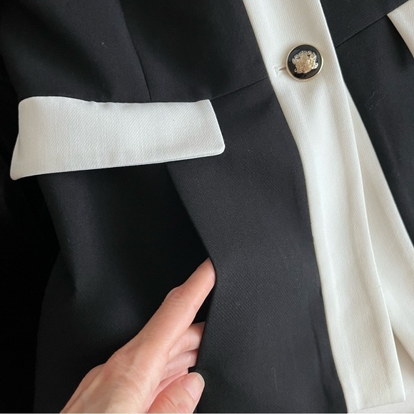 ZARA Black White Trim Blazer Gold Crest Buttons Jacket Collarless Size M Ladies - Picture 9 of 15